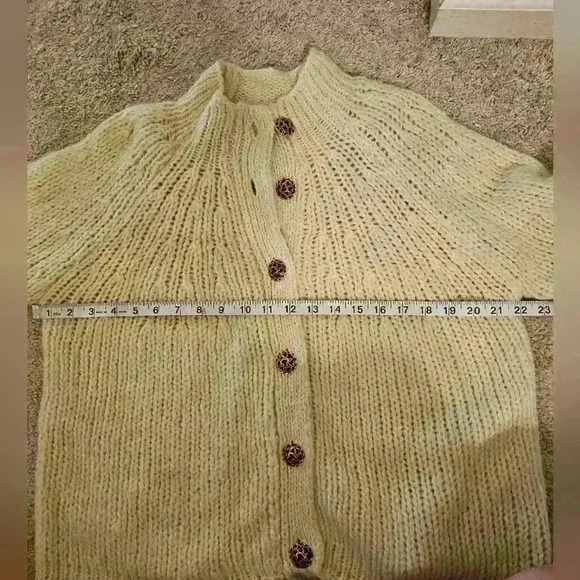 Zara Knit Women Cardigan Sweater Oversized Button Front Ivory Cable Knit Sz. M - Picture 7 of 7